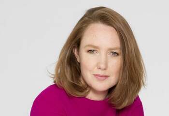 In arrivo in Italia Un fuoco che brucia lento di Paula Hawkins